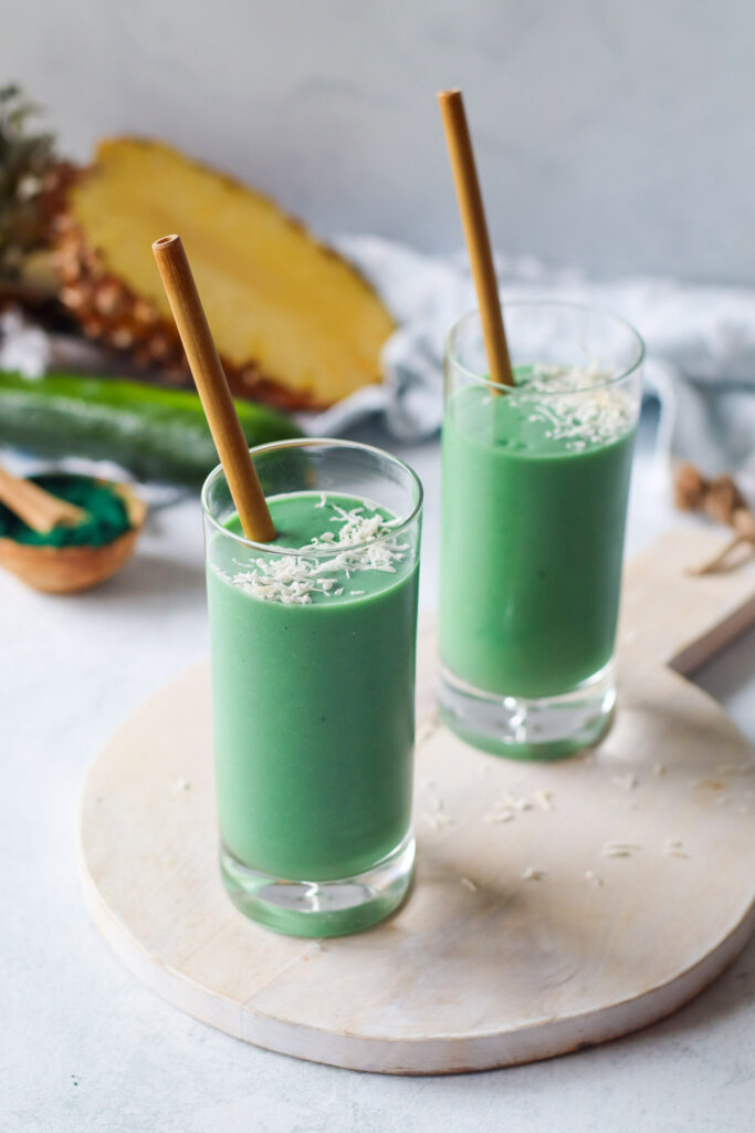 two green spirulina smoothies