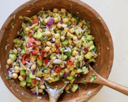 chickpea cucumber salad